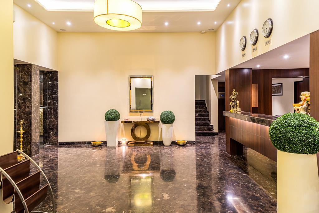 Treebo Premium Grand Emerald Pimpri-Chinchwad Exterior photo